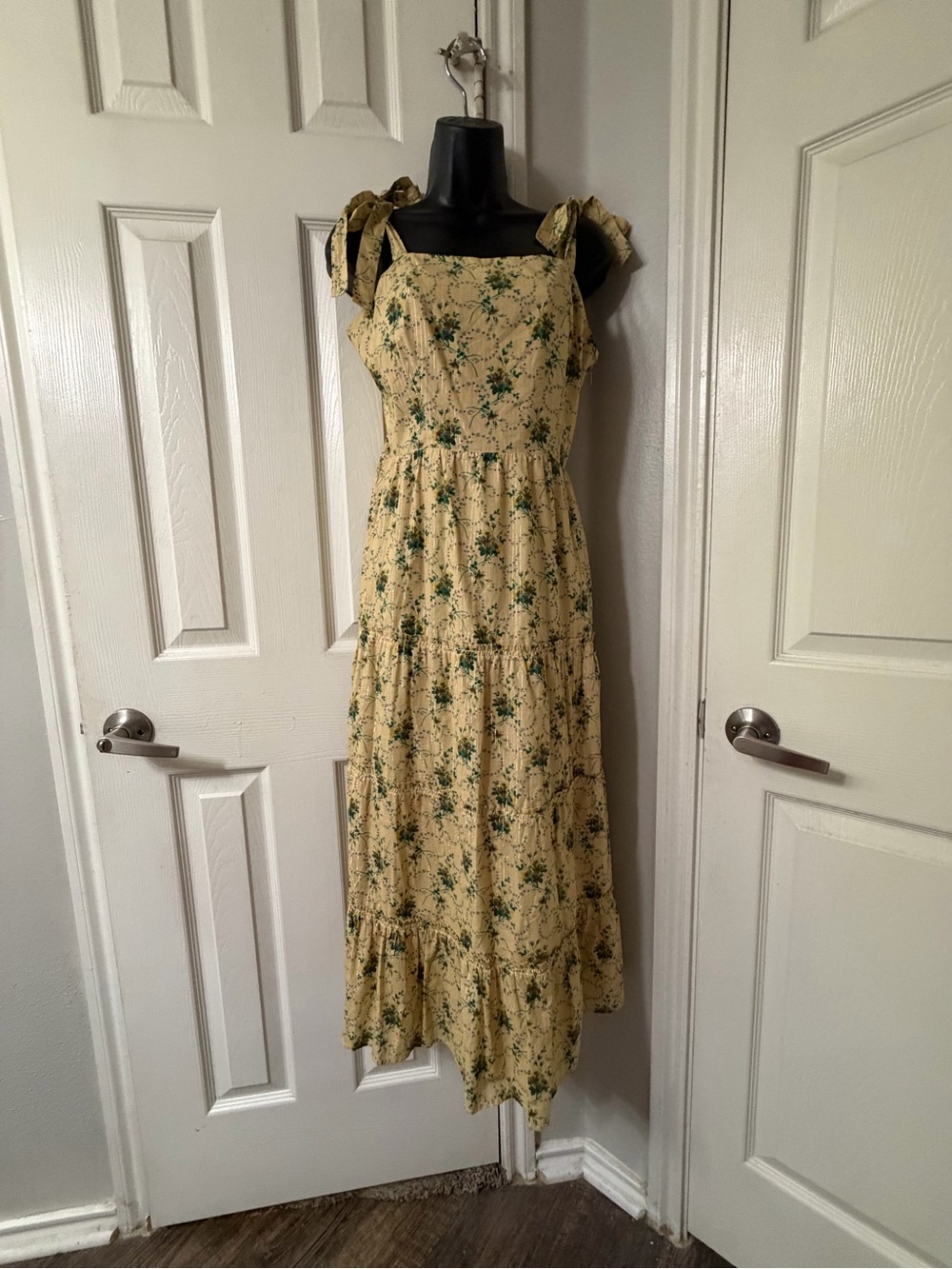 Anthropologie Paige Tie-Strap Floral Midi Dress Size Small